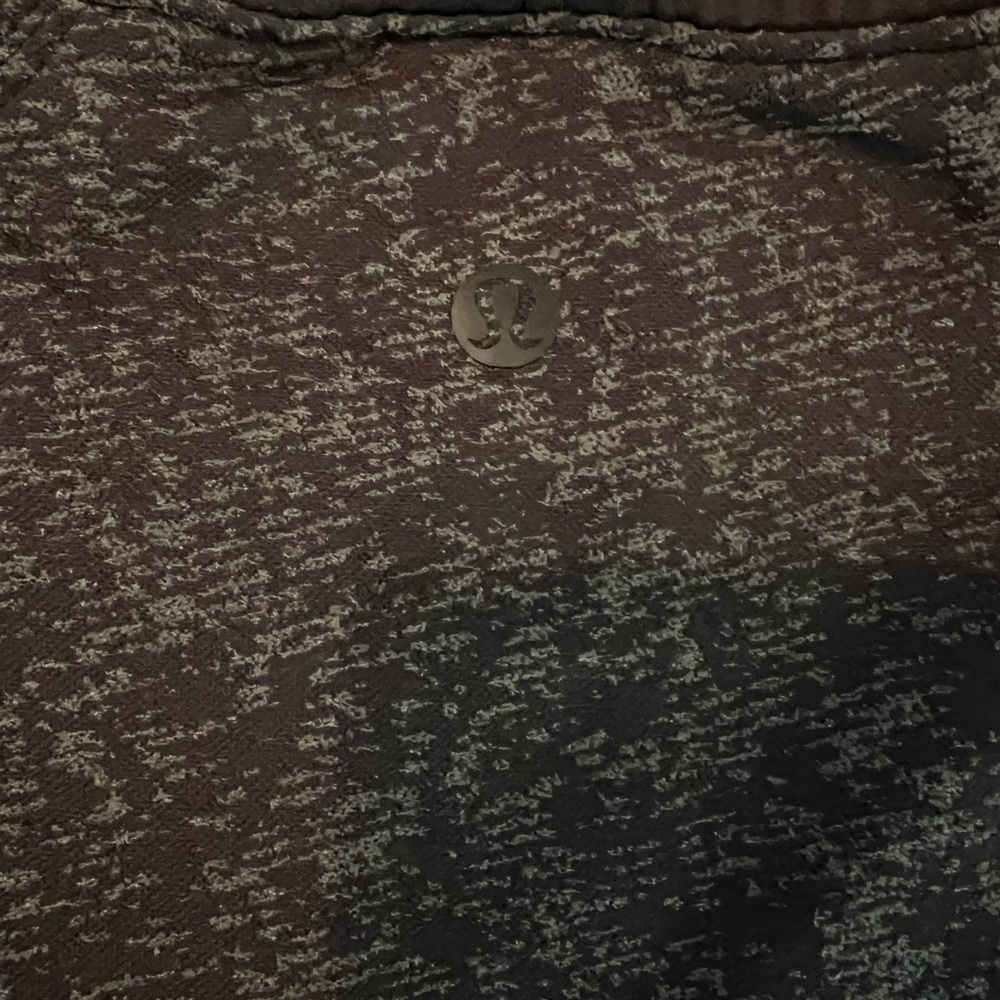 Lululemon Rest Less Long Sleeve - Size 8 - Picture 4 of 5